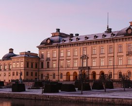 2014-12-26 Drottningholm Tidig Morgon Fångar morgonljuset ute på Drottningholm.